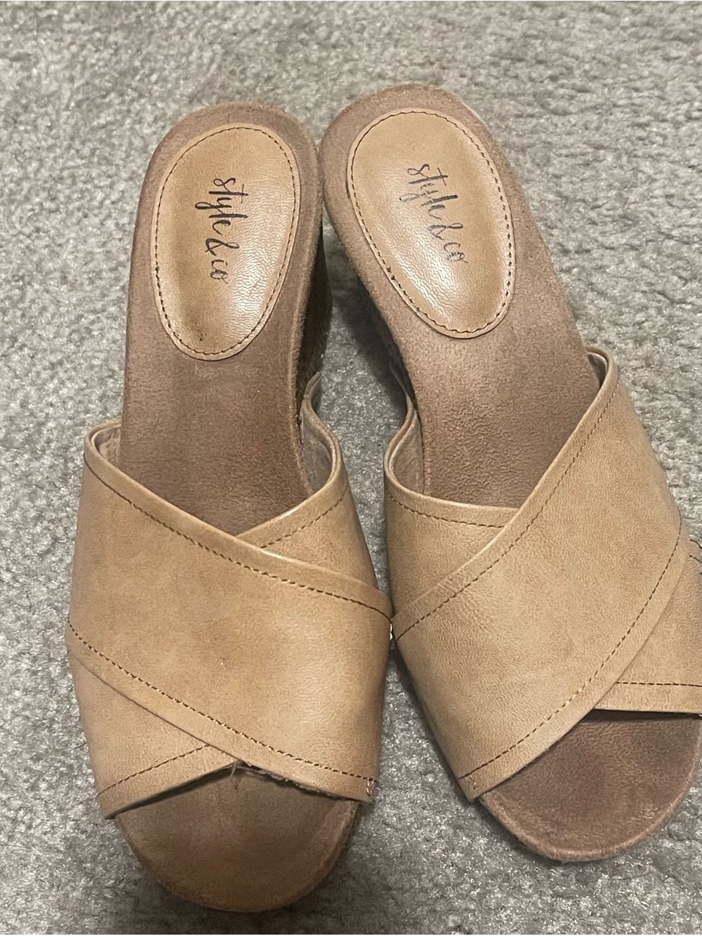 Tan Crisscross Slide/sandal
